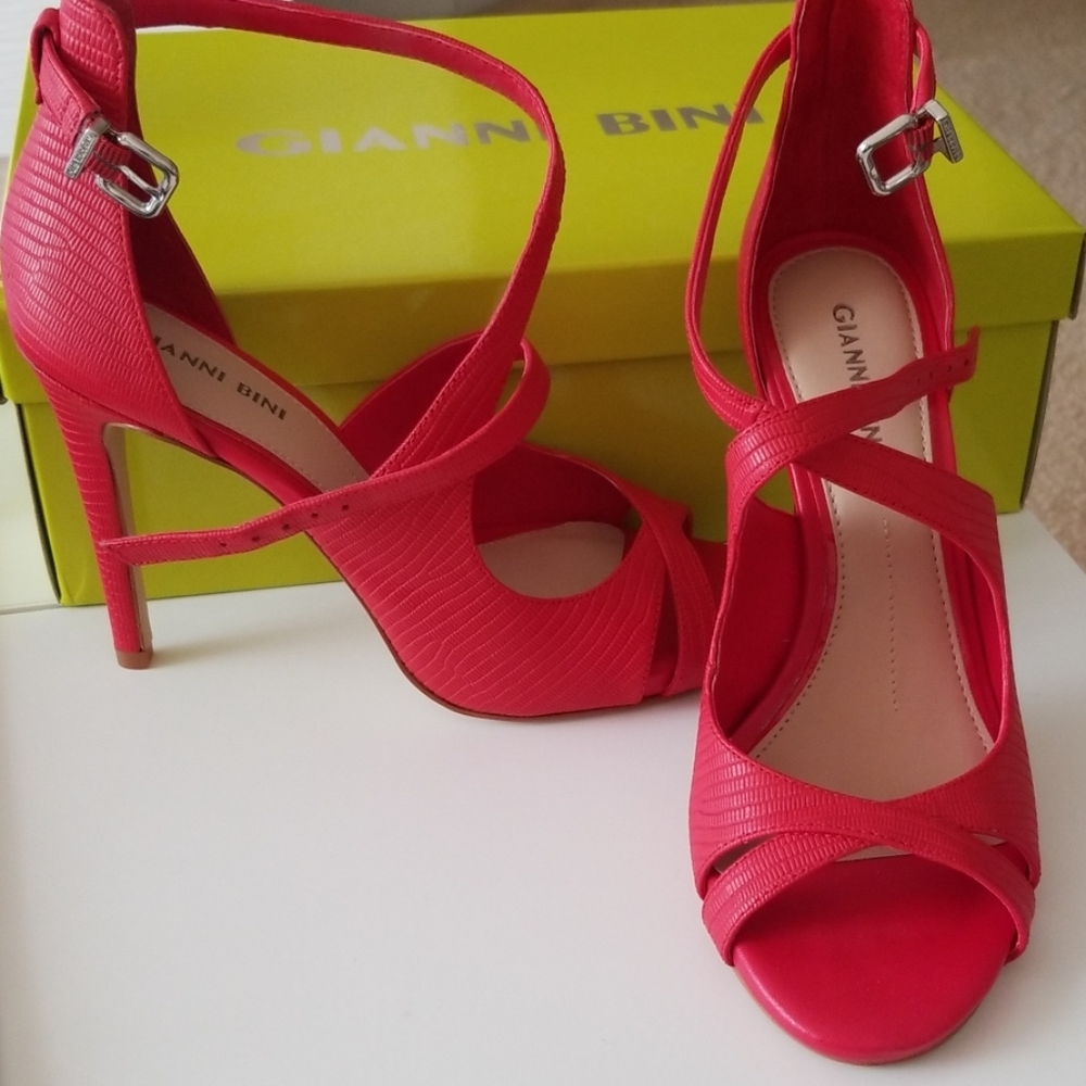 Gianni Bini Red Sandals
